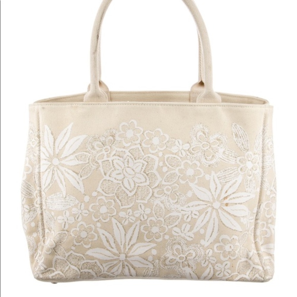 OSCAR DE LA RENTA
Canvas Printed Tote cream floral target